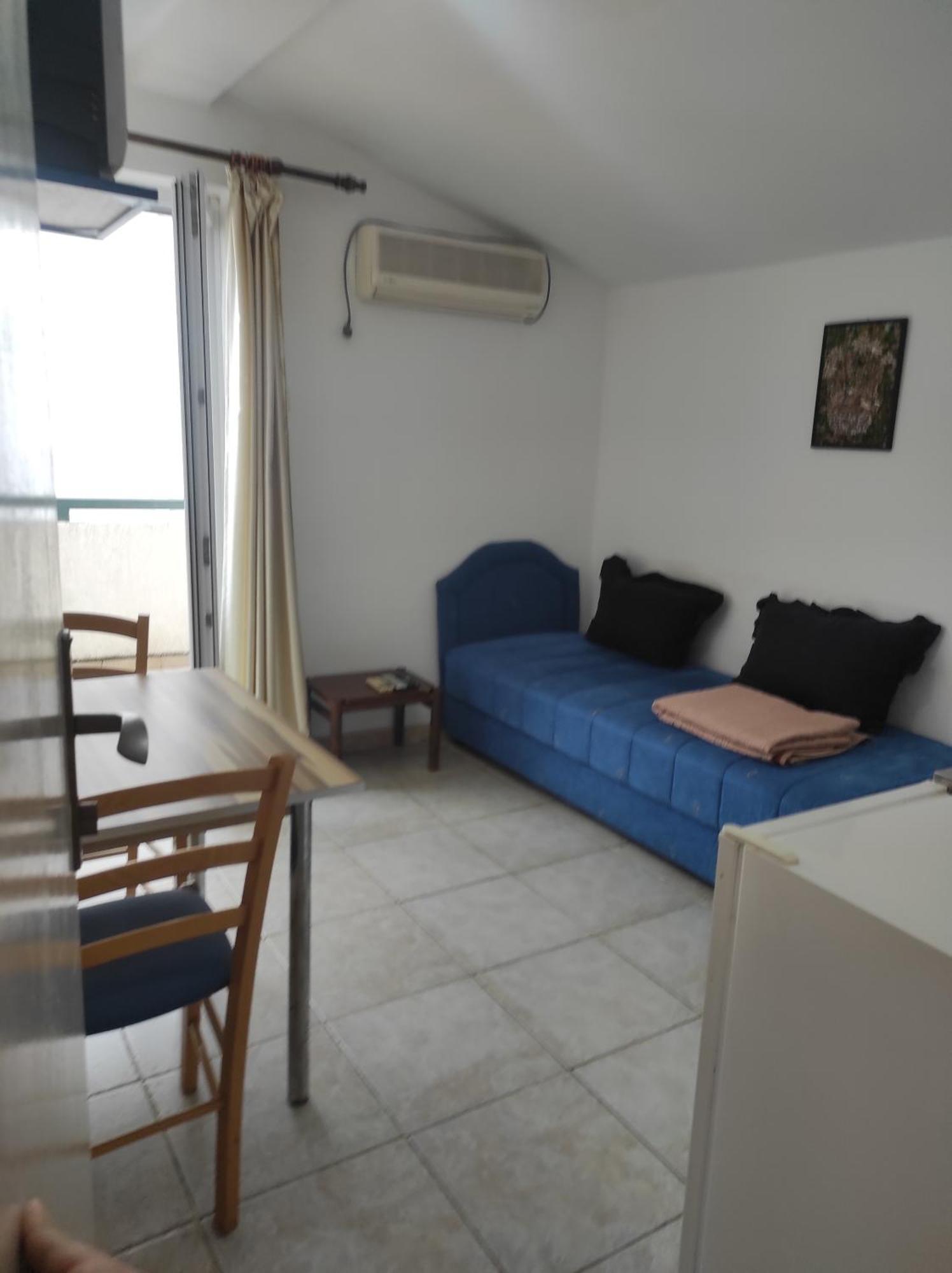 Apartments And Room Mv Petrovac المظهر الخارجي الصورة